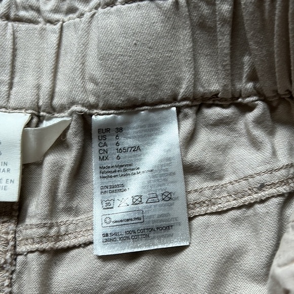 Midriff Top with High Waisted H&M Pants - Picture 13 of 15